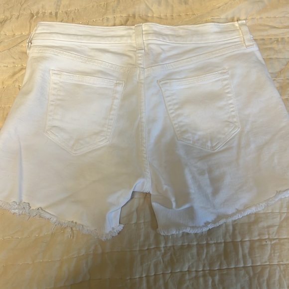 J.Crew size 26 white shorts high rise - Picture 3 of 3